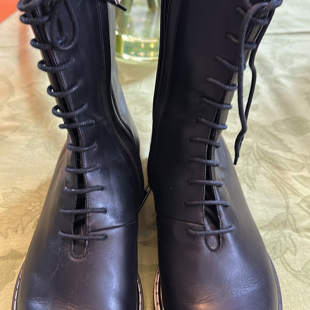 The ROW black leather boot - Picture 8 of 11